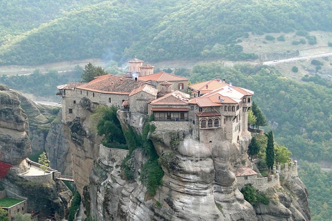 Delfos y Meteora 2024