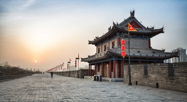 Shanghai - Xian - Beijing LUJO 2024 / 2025