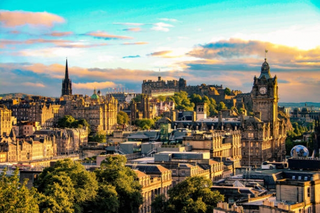 Castillos y Leyendas de Escocia 2025