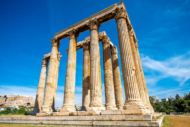 Viajes de Pausanias 2025