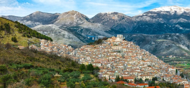 EXPERIENCIA: Calabria 1: Historia, Vida Rural y Gastronomia entre Mar y Montana 2025