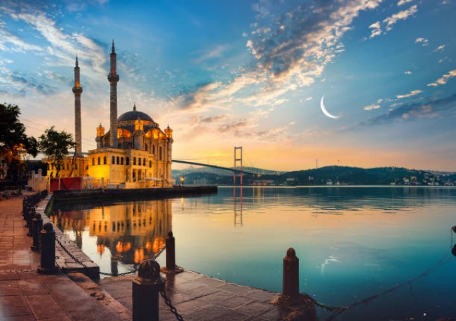 STOP OVER 3; Estambul 2025